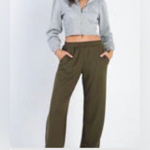 3. Olive Wide Leg Side Pockets Sweatpants